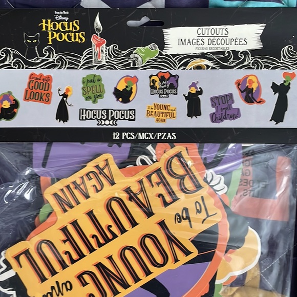 Disney’s Hocus Pocus Banners and Cut Outs - Picture 5 of 11